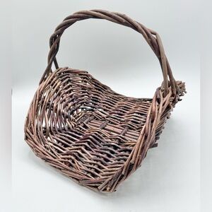 Vintage Wicker Vine Open Gathering Basket 10” x 11”
